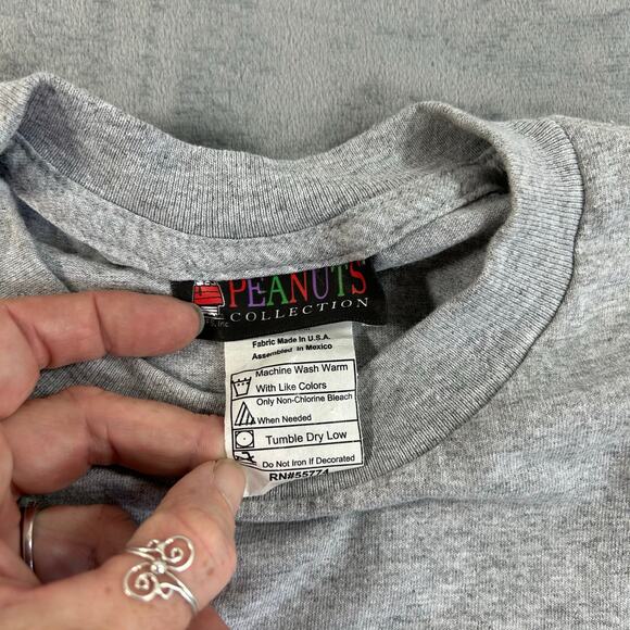 Peanuts Collections Snoopy and Woodstock Vintage Tee size Large - Picture 3 of 6